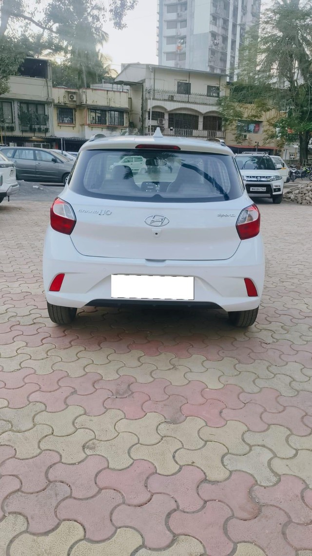 Second-hand 2019 Hyundai Grand i10 Nios AMT Sportz for sale in Mumbai-1