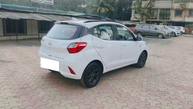Second-hand 2019 Hyundai Grand i10 Nios AMT Sportz for sale in Mumbai-12