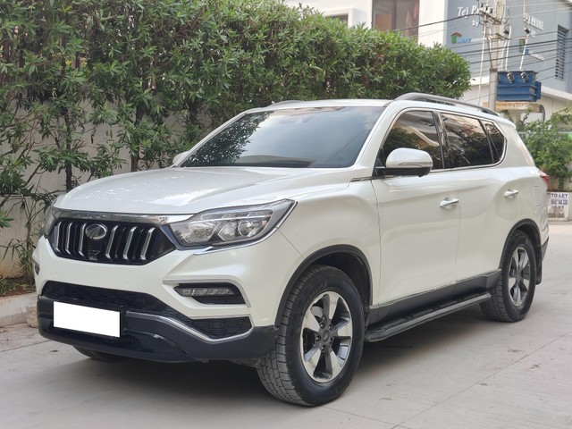 Second-hand 2021 Mahindra Alturas G4 4X4 AT for sale in Hyderabad-4