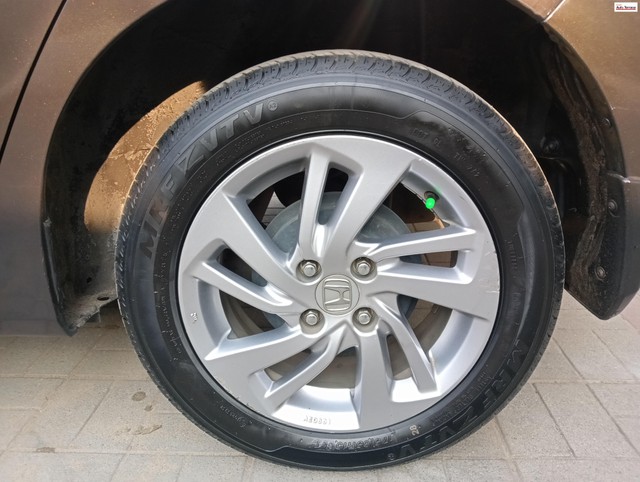 Second-hand 2021 Honda Jazz V CVT for sale in Kochi-5