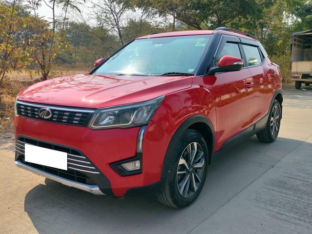 Second-hand 2020 Mahindra XUV300 W8 Option Diesel BSVI for sale in Nashik-4