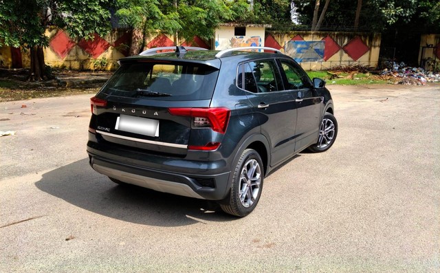 Second-hand 2022 Skoda Kushaq 1.5 TSI Style DSG for sale in New Delhi-6
