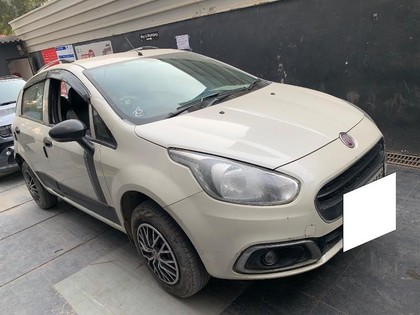 Second-hand 2015 Fiat Punto 1.2 Active for sale in New Delhi