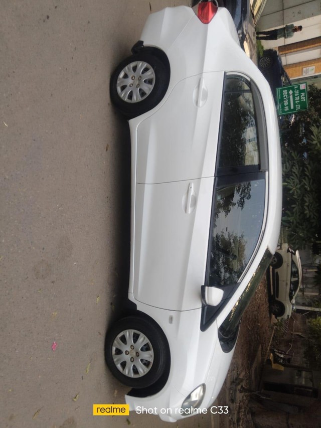 Second-hand 2016 Honda Amaze S Petrol BSIV for sale in Noida-2