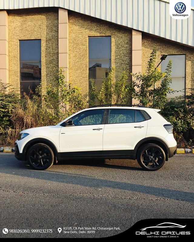 Second-hand 2024 Volkswagen Taigun 1.0 GT Line AT for sale in New Delhi-16