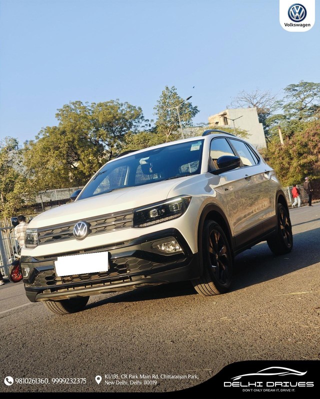 Second-hand 2024 Volkswagen Taigun 1.0 GT Line AT for sale in New Delhi-4