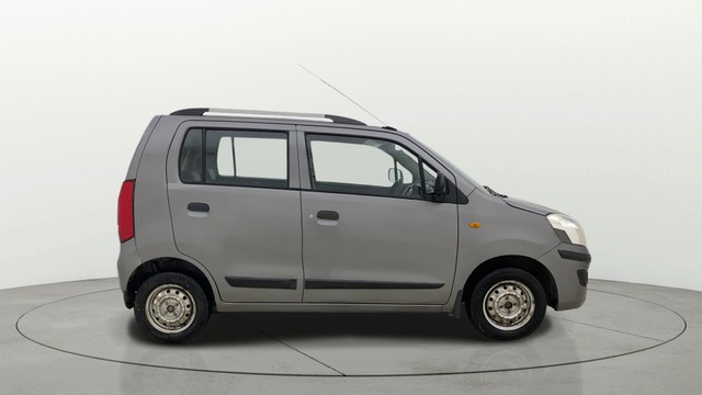 Second-hand 2015 Maruti Wagon R LXI BS IV for sale in Ahmedabad-1