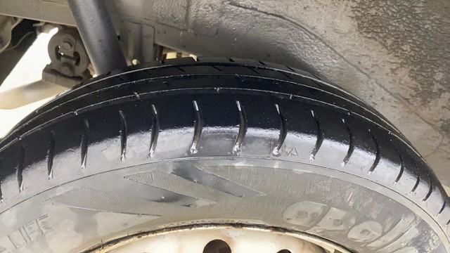 Second-hand 2015 Maruti Wagon R LXI BS IV for sale in Ahmedabad-29