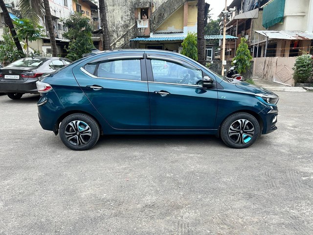 Second-hand 2021 Tata Tigor EV XZ Plus for sale in Mumbai-1
