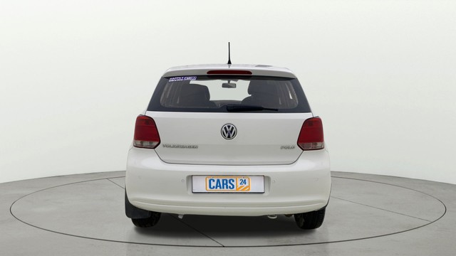 Second-hand 2013 Volkswagen Polo Petrol Highline 1.2L for sale in Ahmedabad-3