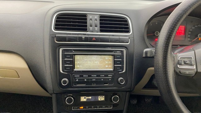 Second-hand 2013 Volkswagen Polo Petrol Highline 1.2L for sale in Ahmedabad-22