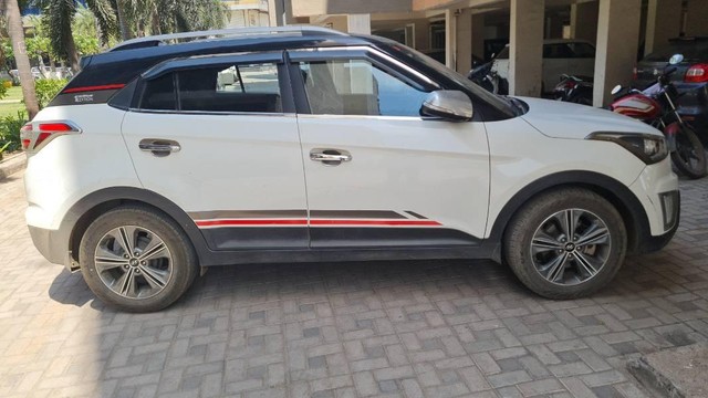 Second-hand 2016 Hyundai Creta 1.6 VTVT SX Plus Dual Tone for sale in Janjgir-Champa-1