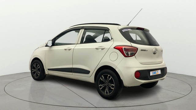 Second-hand 2018 Hyundai Grand i10 1.2 Kappa Sportz BSIV for sale in Kochi-4