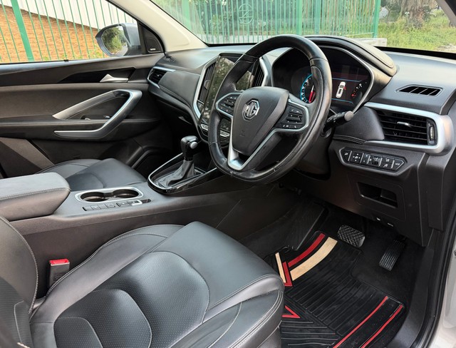 Second-hand 2020 MG Hector Sharp DCT for sale in New Delhi-17