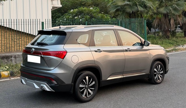 Second-hand 2020 MG Hector Sharp DCT for sale in New Delhi-2