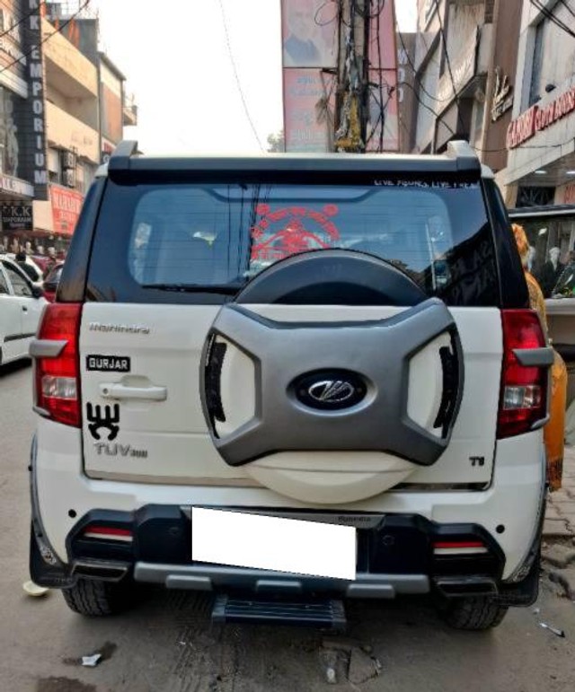 Second-hand 2018 Mahindra TUV 300 T8 for sale in New Delhi-1