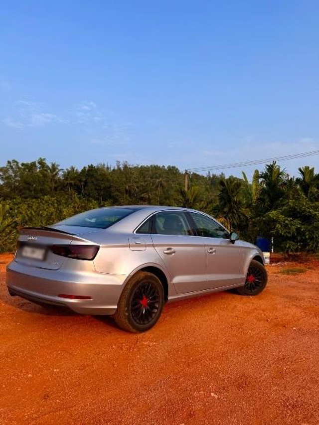 Audi A3 35 TDI Premium Second-hand 2014 Audi A3 35 TDI Premium for sale in Bangalore-3