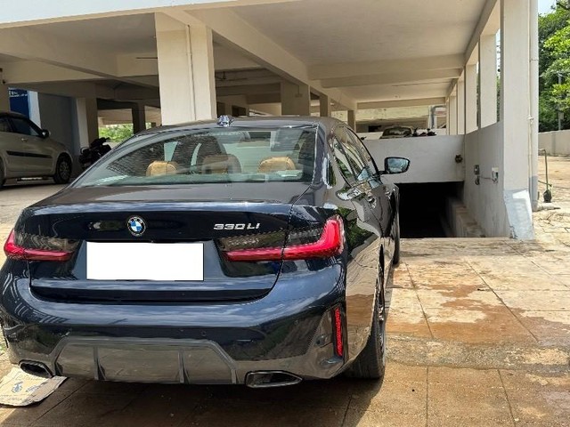 BMW 3 Series Long Wheelbase 330Li M Sport Pro GL Second-hand 2024 BMW 3 Series Long Wheelbase 330Li M Sport Pro GL for sale in Visakhapatnam-5