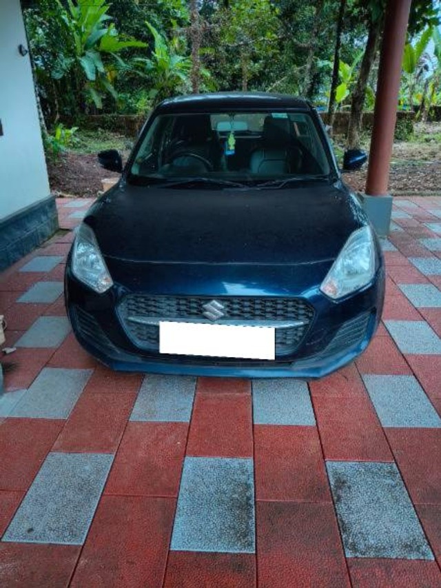 Second-hand 2021 Maruti Swift VXI AMT BSVI for sale in Kannur-4