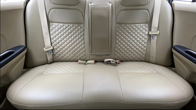 Second-hand 2017 Honda Amaze VX CVT i-VTEC for sale in Hyderabad-26