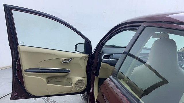 Second-hand 2017 Honda Amaze VX CVT i-VTEC for sale in Hyderabad-32