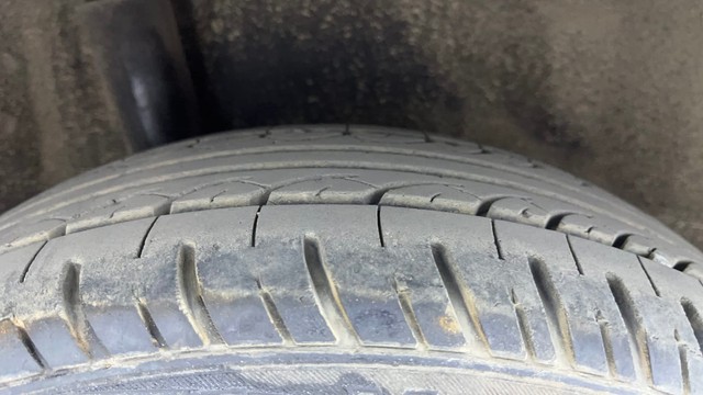 Second-hand 2017 Honda Amaze VX CVT i-VTEC for sale in Hyderabad-25