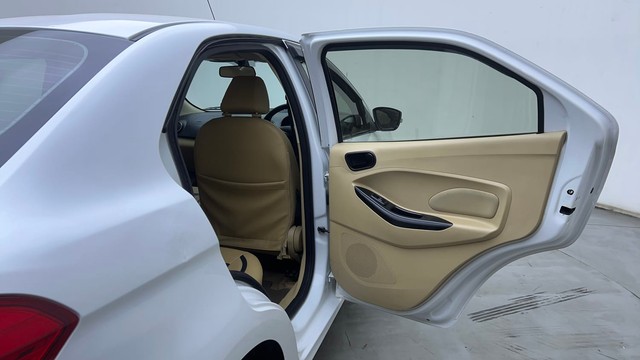 Second-hand 2019 Ford Aspire 1.2 Ti-VCT Titanium for sale in Hyderabad-30