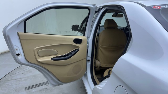 Second-hand 2019 Ford Aspire 1.2 Ti-VCT Titanium for sale in Hyderabad-31