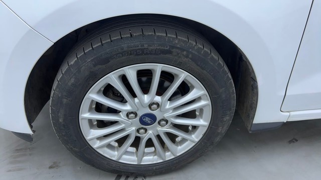 Second-hand 2019 Ford Aspire 1.2 Ti-VCT Titanium for sale in Hyderabad-20