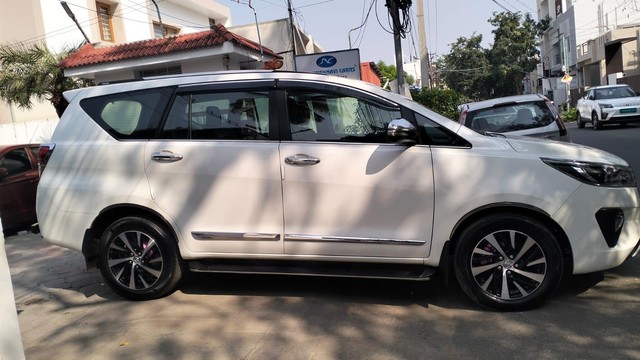 Second-hand 2022 Toyota Innova Crysta 2.4 ZX 7 STR for sale in Coimbatore-1