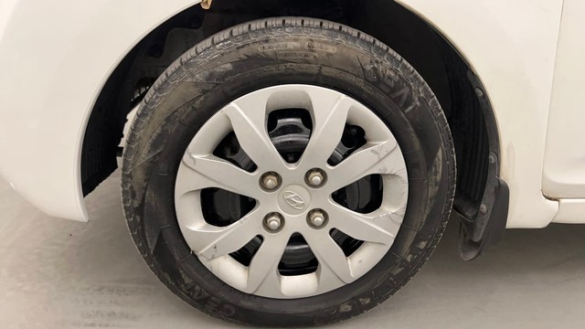 Second-hand 2017 Hyundai EON Sportz for sale in Pune-20