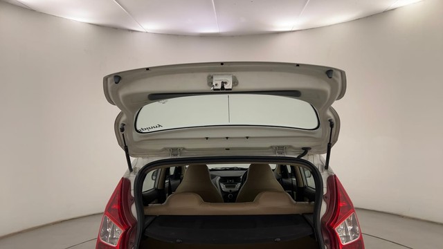 Second-hand 2017 Hyundai EON Sportz for sale in Pune-36