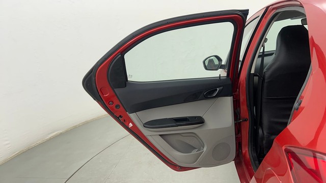 Second-hand 2018 Tata Tiago Wizz Edition Petrol for sale in Pune-25