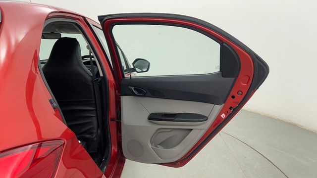 Second-hand 2018 Tata Tiago Wizz Edition Petrol for sale in Pune-34