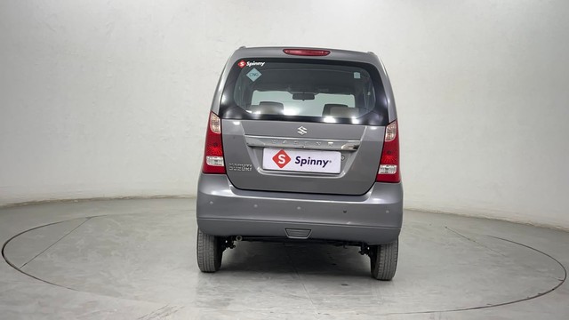 Second-hand 2017 Maruti Wagon R CNG LXI for sale in Pune-4