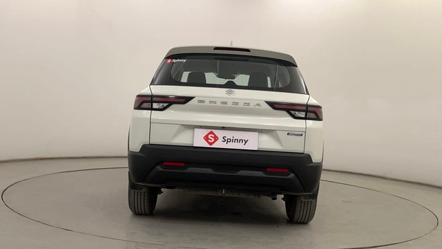 Second-hand 2024 Maruti Brezza Vxi AT for sale in Pune-4