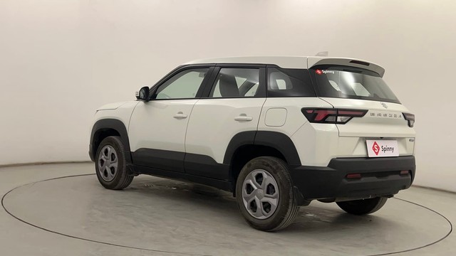 Second-hand 2024 Maruti Brezza Vxi AT for sale in Pune-5