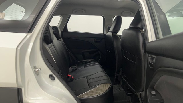 Second-hand 2024 Maruti Brezza Vxi AT for sale in Pune-31