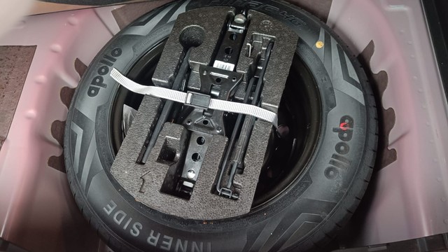 Second-hand 2021 Volkswagen Taigun 1.0 TSI Highline BSVI for sale in Coimbatore-10