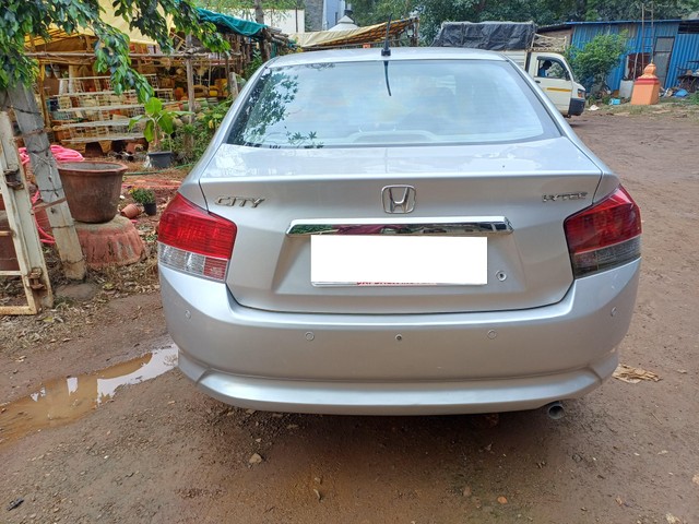 Second-hand 2011 Honda City 1.5 E MT for sale in Pune-2