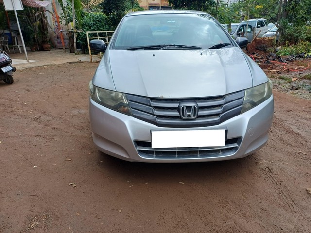 Second-hand 2011 Honda City 1.5 E MT for sale in Pune-4