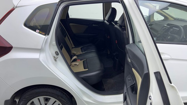 Second-hand 2016 Honda Jazz 1.2 S AT i VTEC for sale in Noida-28