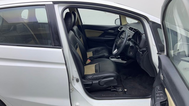 Second-hand 2016 Honda Jazz 1.2 S AT i VTEC for sale in Noida-15