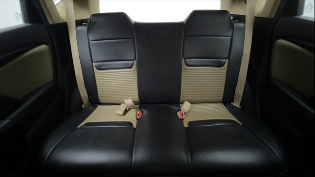 Second-hand 2016 Honda Jazz 1.2 S AT i VTEC for sale in Noida-27