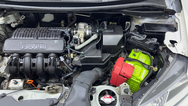 Second-hand 2016 Honda Jazz 1.2 S AT i VTEC for sale in Noida-30