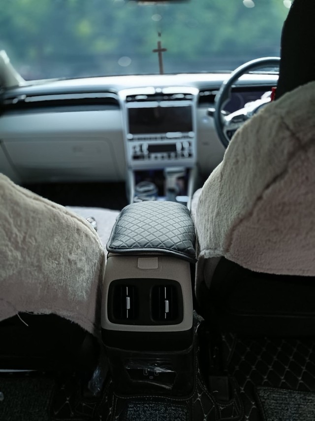 Second-hand 2023 Hyundai Tucson Signature AT DT for sale in Coimbatore-13