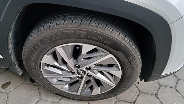 Second-hand 2023 Hyundai Tucson Signature AT DT for sale in Coimbatore-14