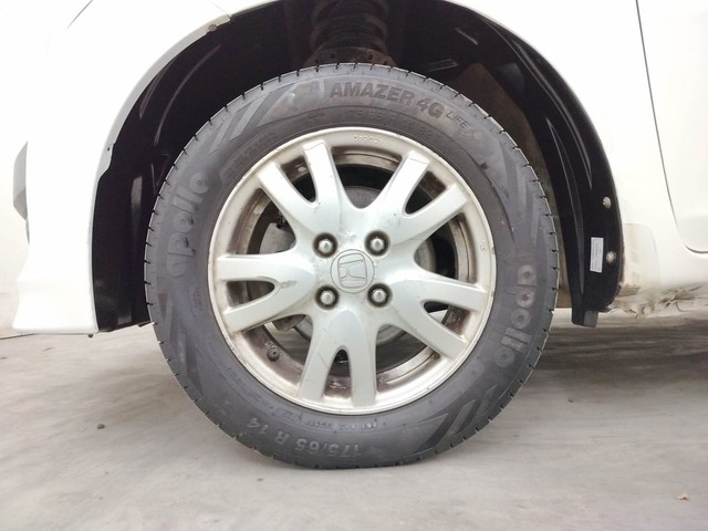 Second-hand 2014 Honda Brio VX for sale in Coimbatore-20