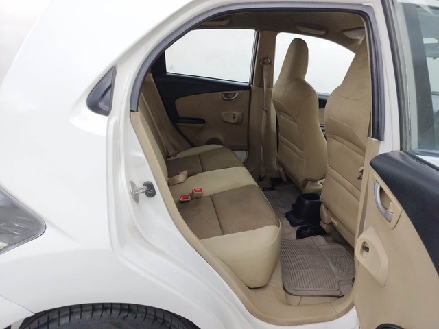 Second-hand 2014 Honda Brio VX for sale in Coimbatore-36