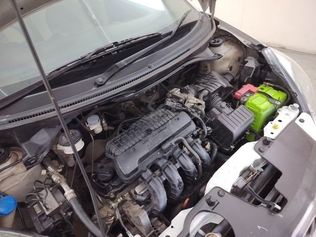 Second-hand 2014 Honda Brio VX for sale in Coimbatore-33